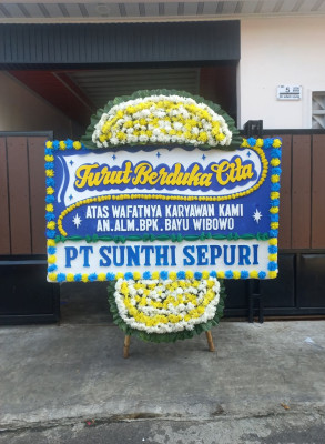 Papan Bunga Duka di Mentarang Hulu